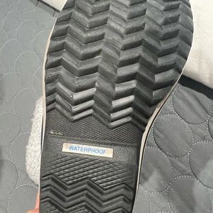 Boys Sorel boots